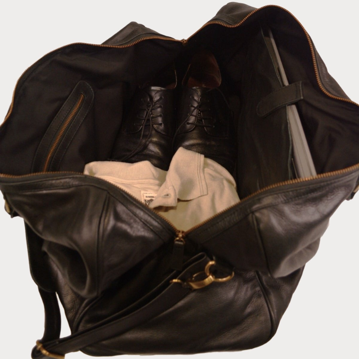 Leather Weekender Duffel Bag - Onyx - Minimal Manimal